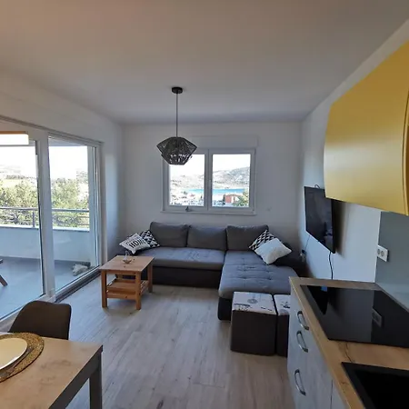 Apartament Pinia